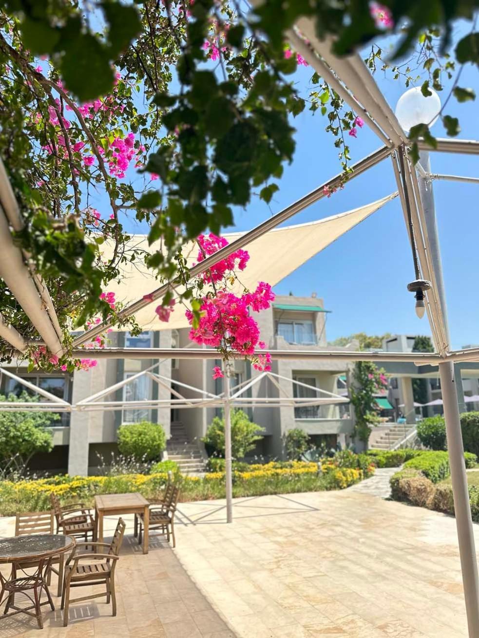 Hotel Ambrosia Bitez Exterior foto